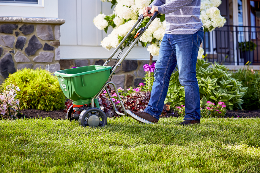 A Seasonal Guide to Lawn Care in Utah: Tips for Every Time of Year