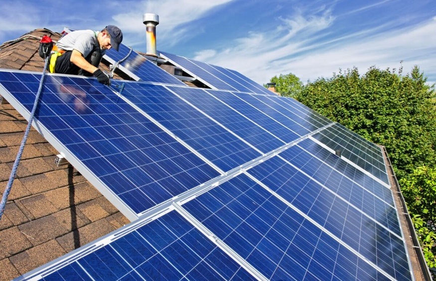 Solar Panels vs. Traditional Energy Sources: Which Is Best for Your Home?