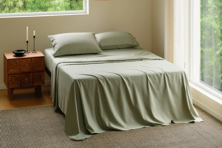 Temperature regulating sheets for hot sleepers